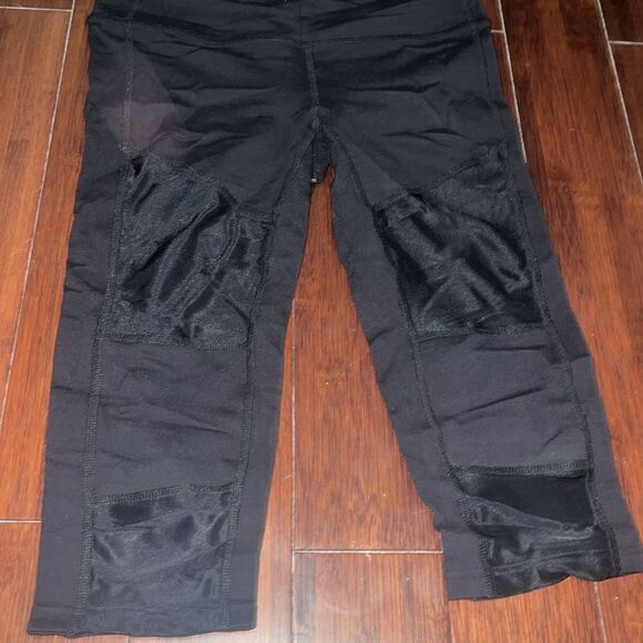 ALO Yoga Black Leggings - Size Small - Like NEW - Picture 1 of 5